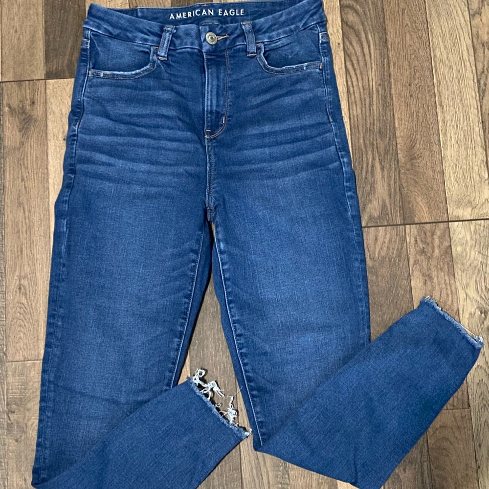 American Eagle High Waisted Jeans